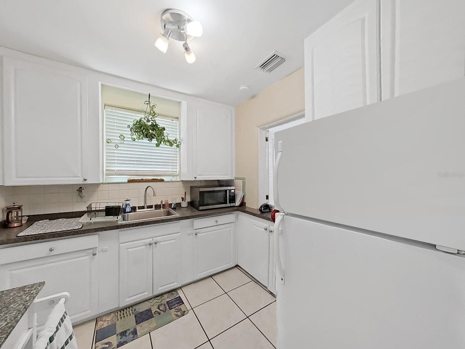 2730 EDWARDS AVE S — photo 11