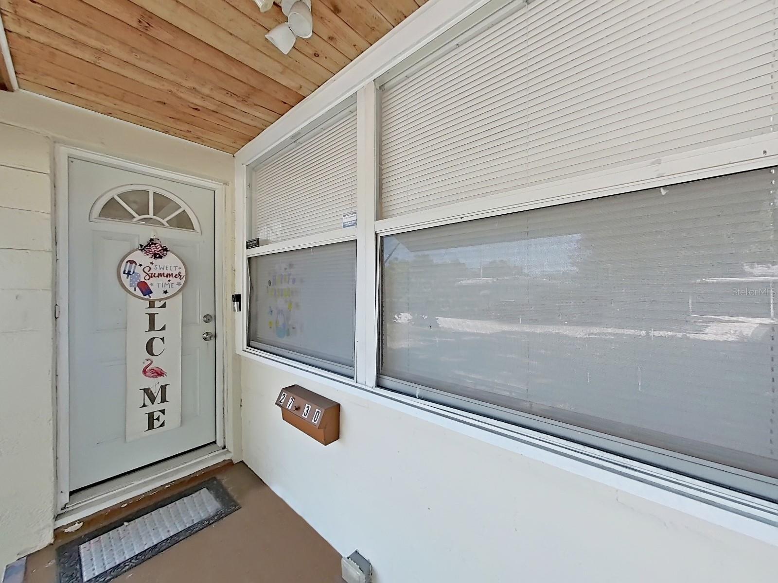 2730 EDWARDS AVE S — photo 3