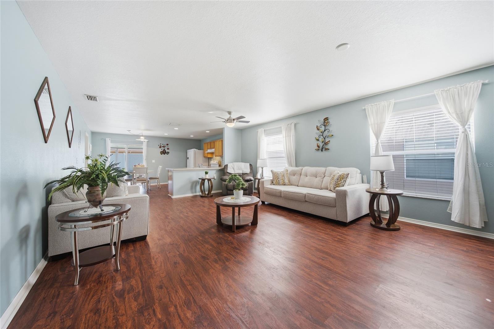 30837 SONNET GLEN DR — photo 8