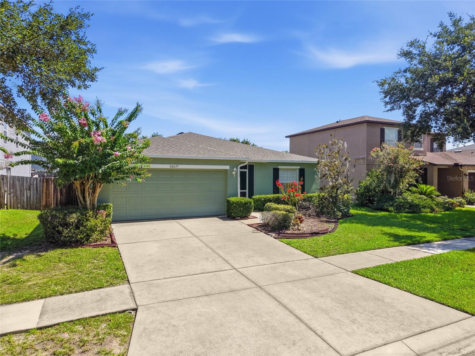 30837 SONNET GLEN DR — photo 2