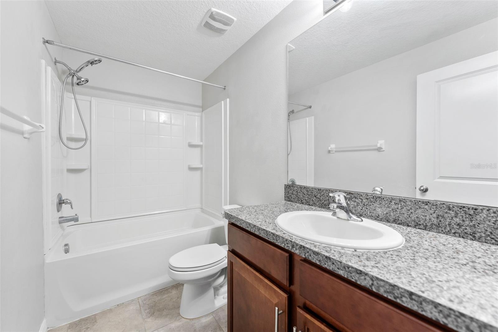 16912 RED BRICK LN — photo 15