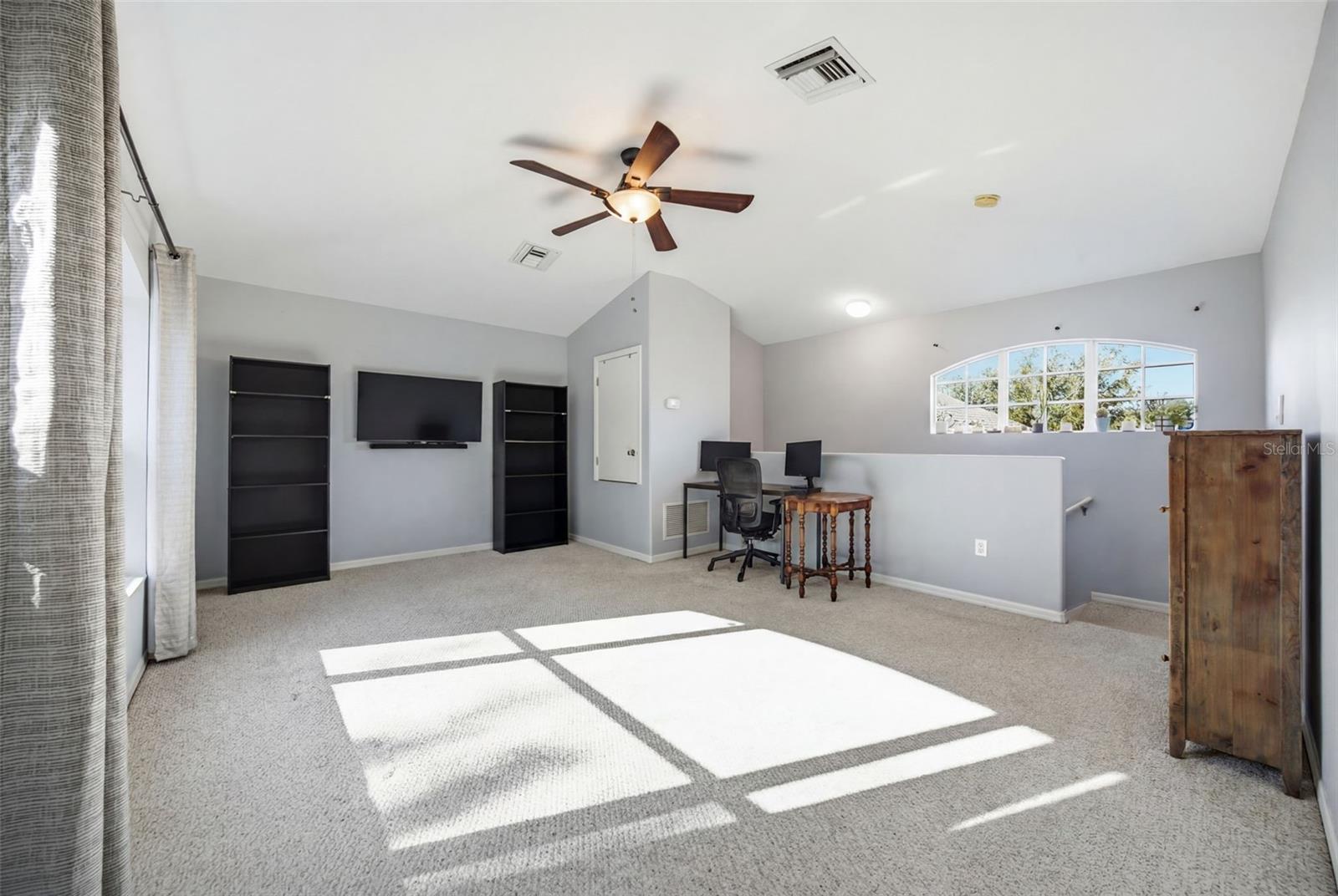 6846 PINE SPRINGS — photo 41