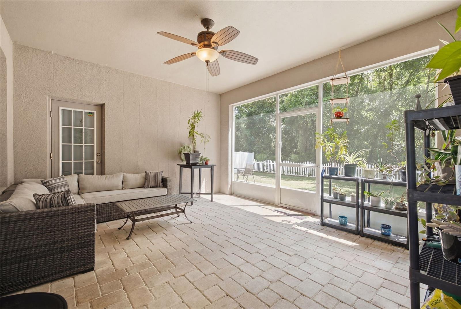 6846 PINE SPRINGS — photo 44