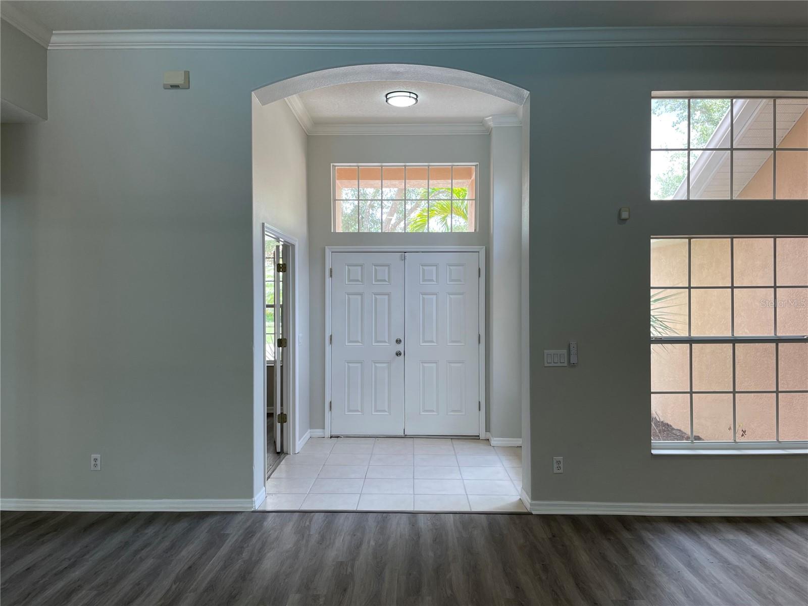 6119 PALOMINO CIR — photo 2