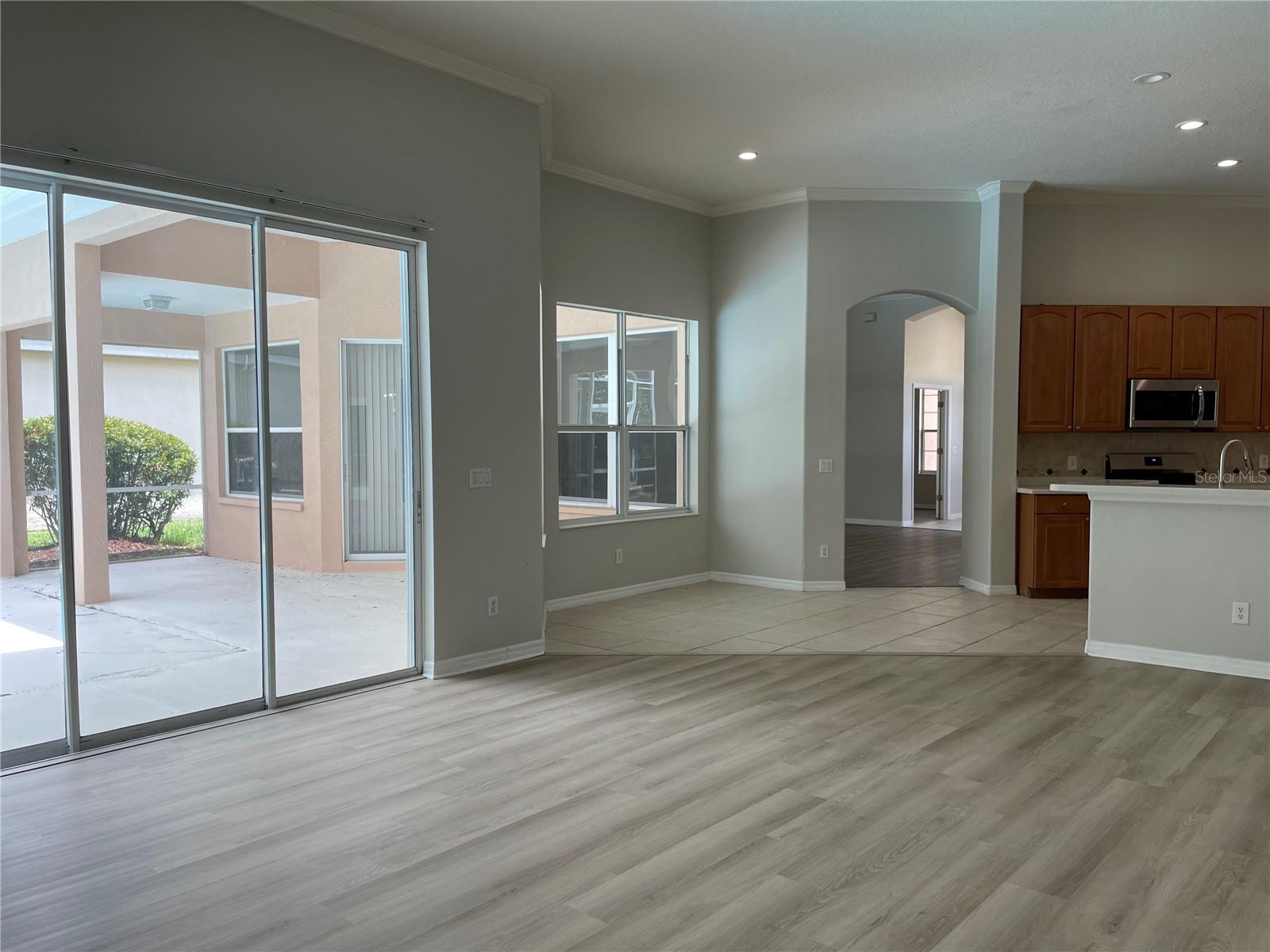 6119 PALOMINO CIR — photo 11