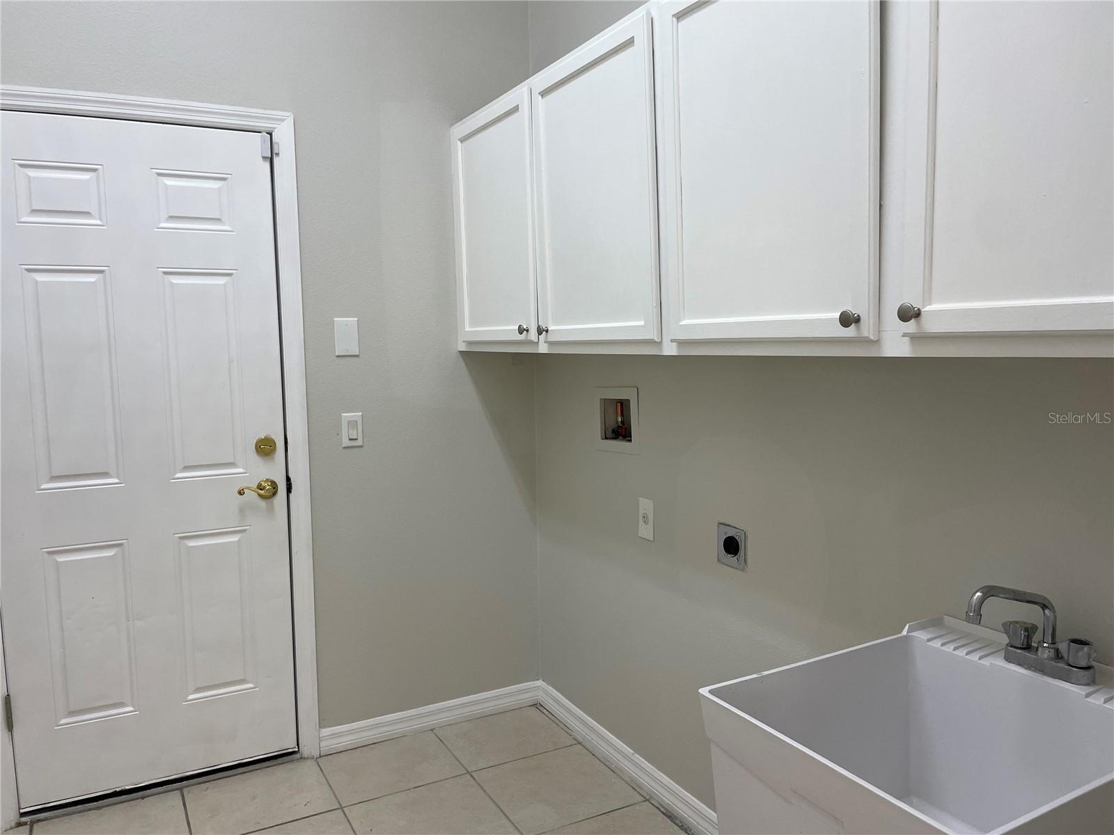 6119 PALOMINO CIR — photo 16