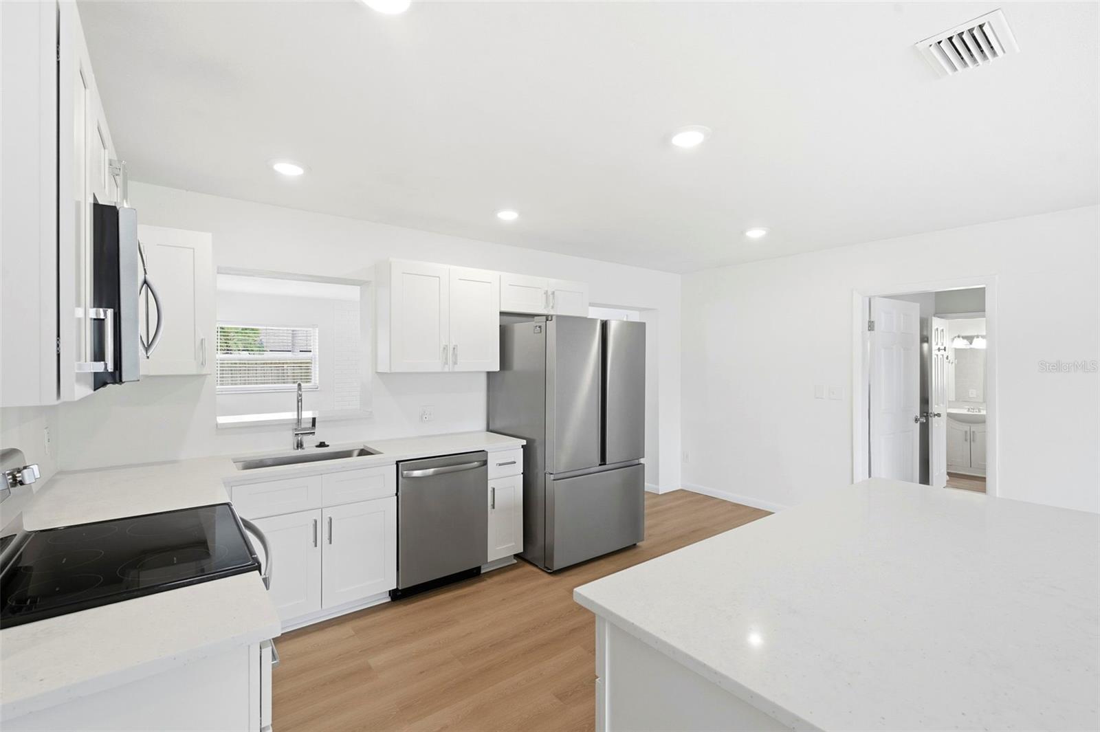 11354 123RD TER N — photo 15