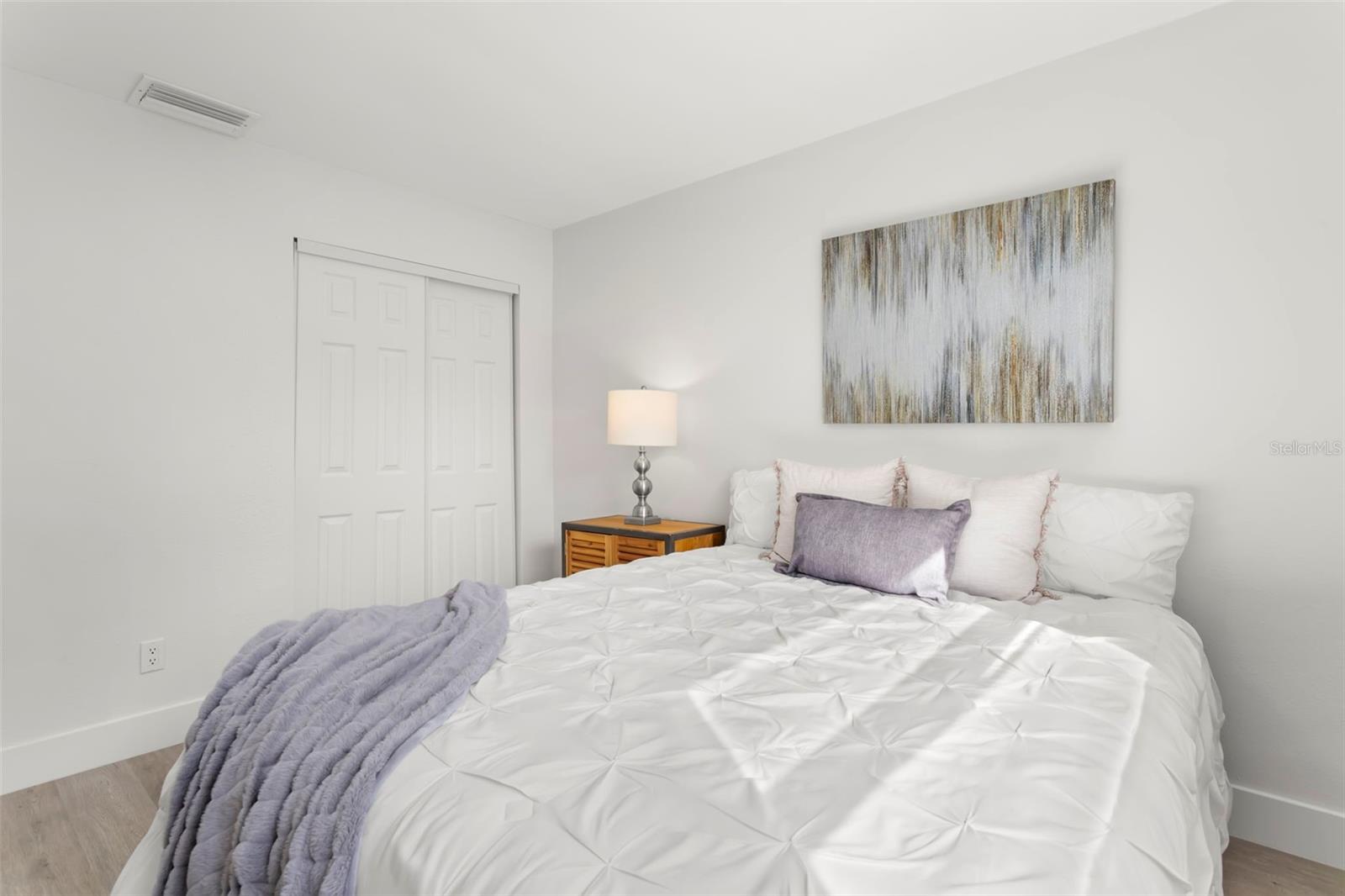 1524 ARIZONA AVE NE — photo 14