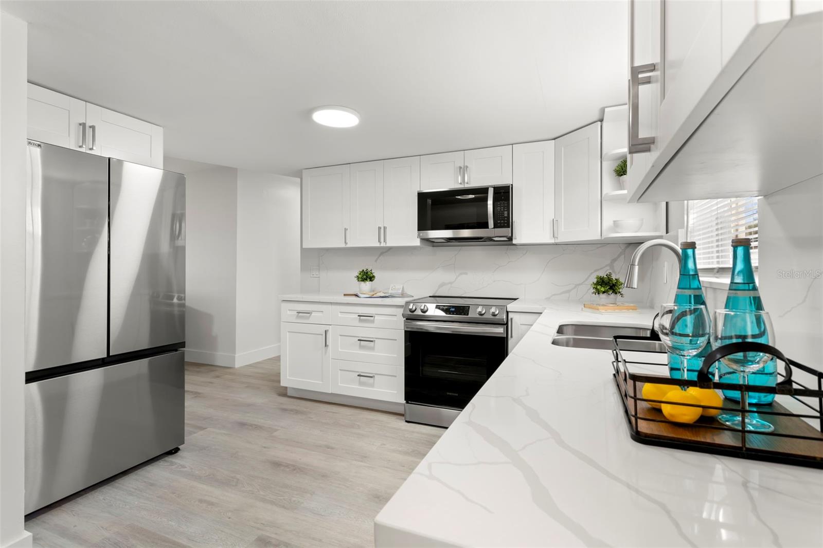 1524 ARIZONA AVE NE — photo 9