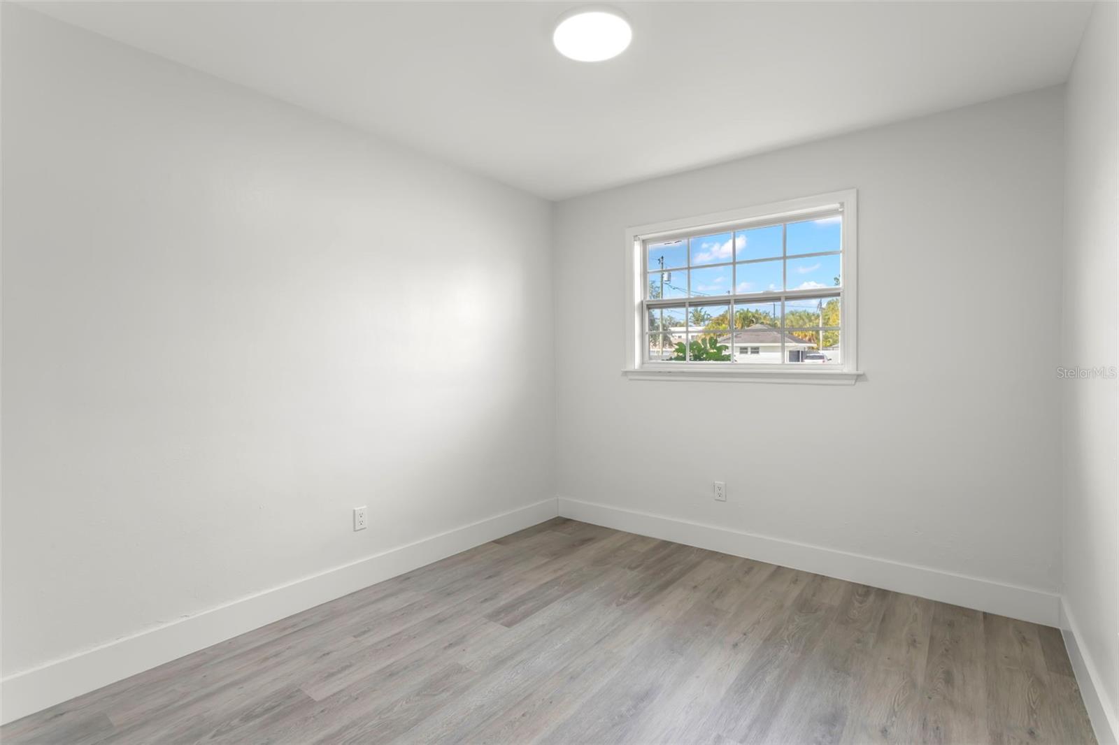 1524 ARIZONA AVE NE — photo 19