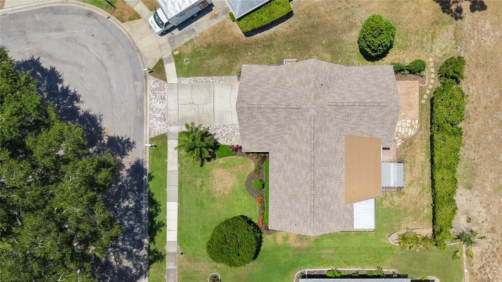 2632 CAMILLE DR — photo 52