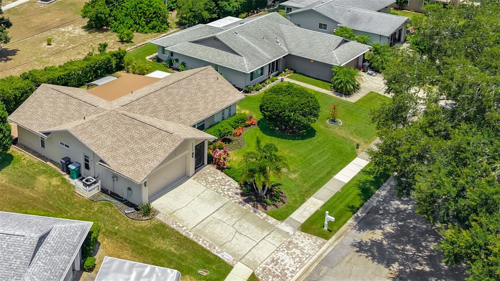 2632 CAMILLE DR — photo 3