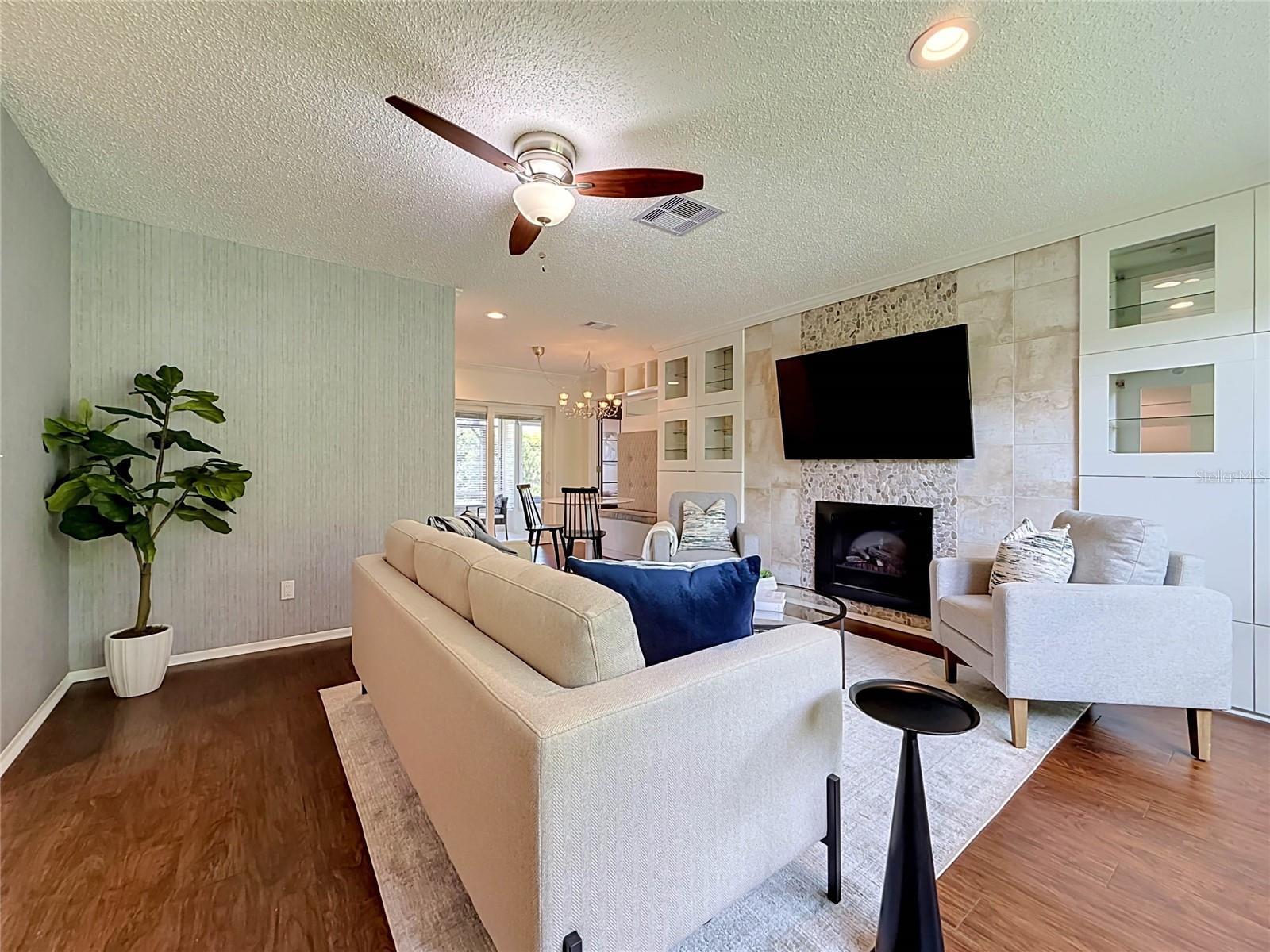 2632 CAMILLE DR — photo 9