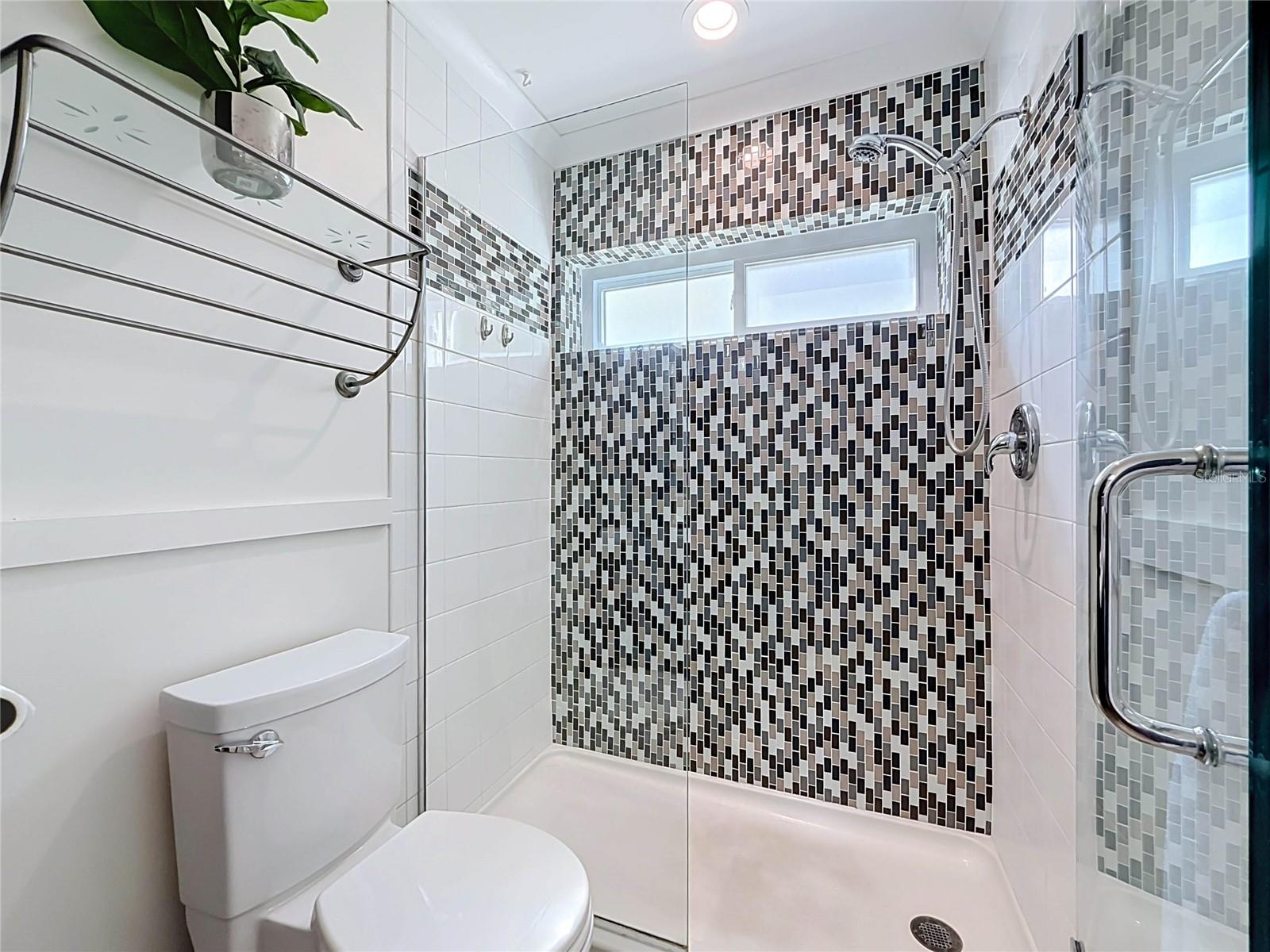 2632 CAMILLE DR — photo 34