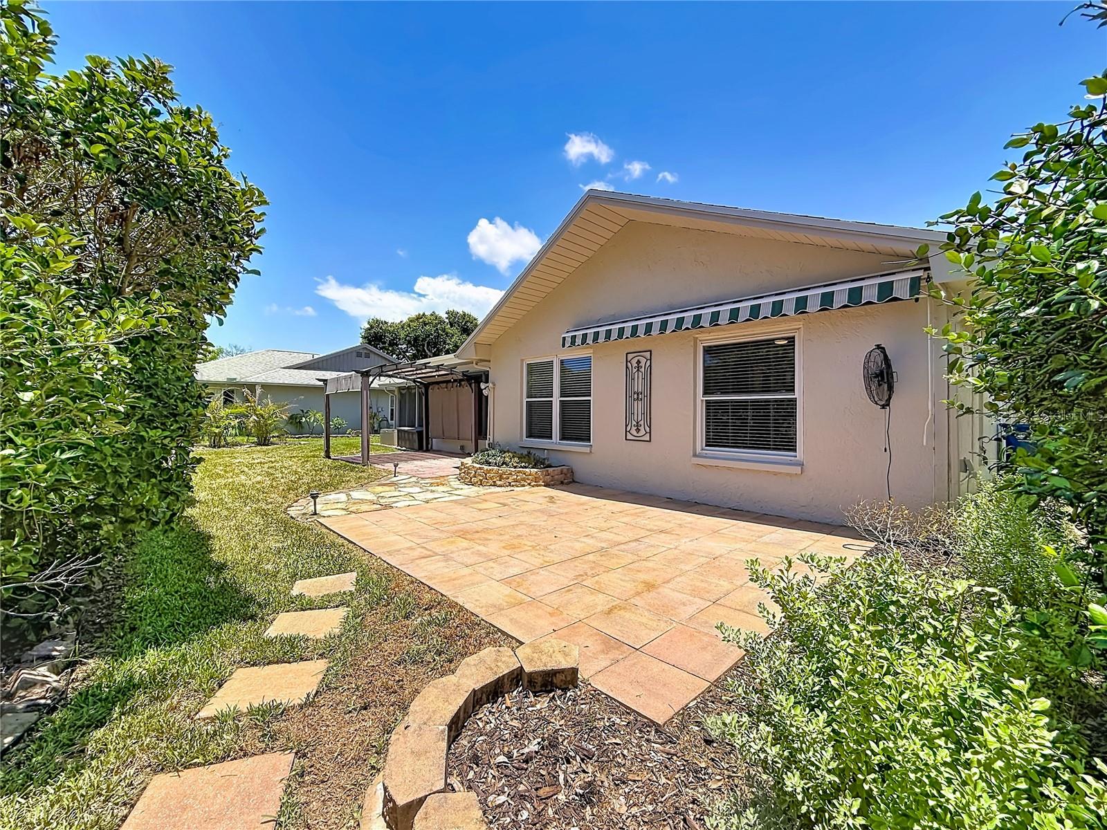 2632 CAMILLE DR — photo 31