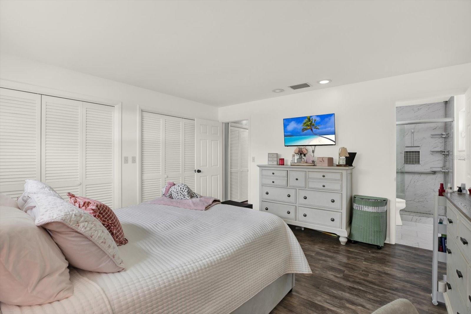 36639 JEFFERSON AVE — photo 16