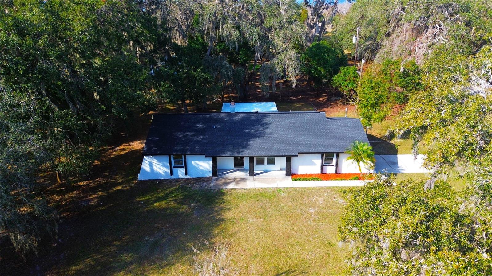 8807 OVERLOOK DR — photo 11