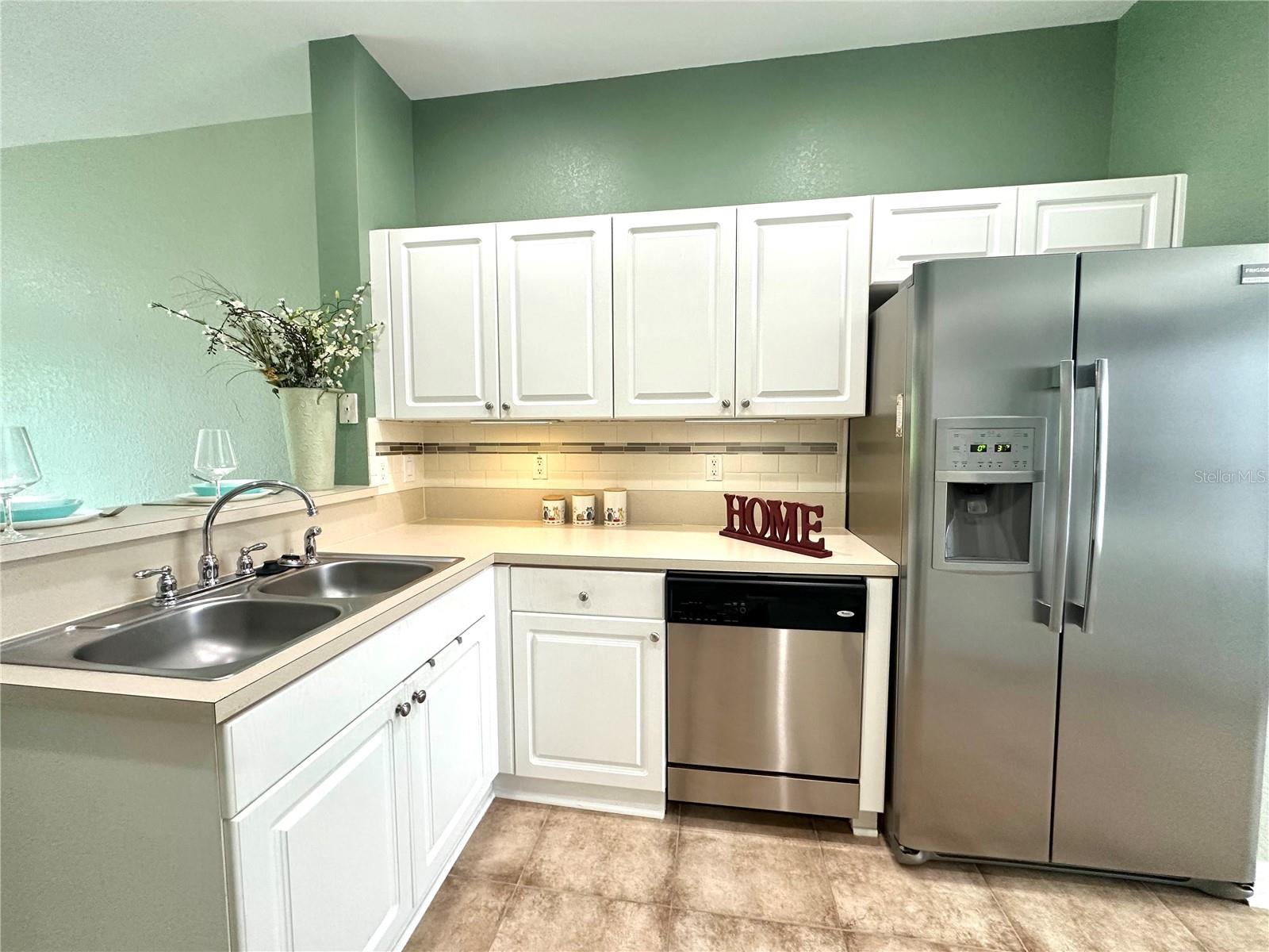 11096 WINTER CREST DR — photo 2