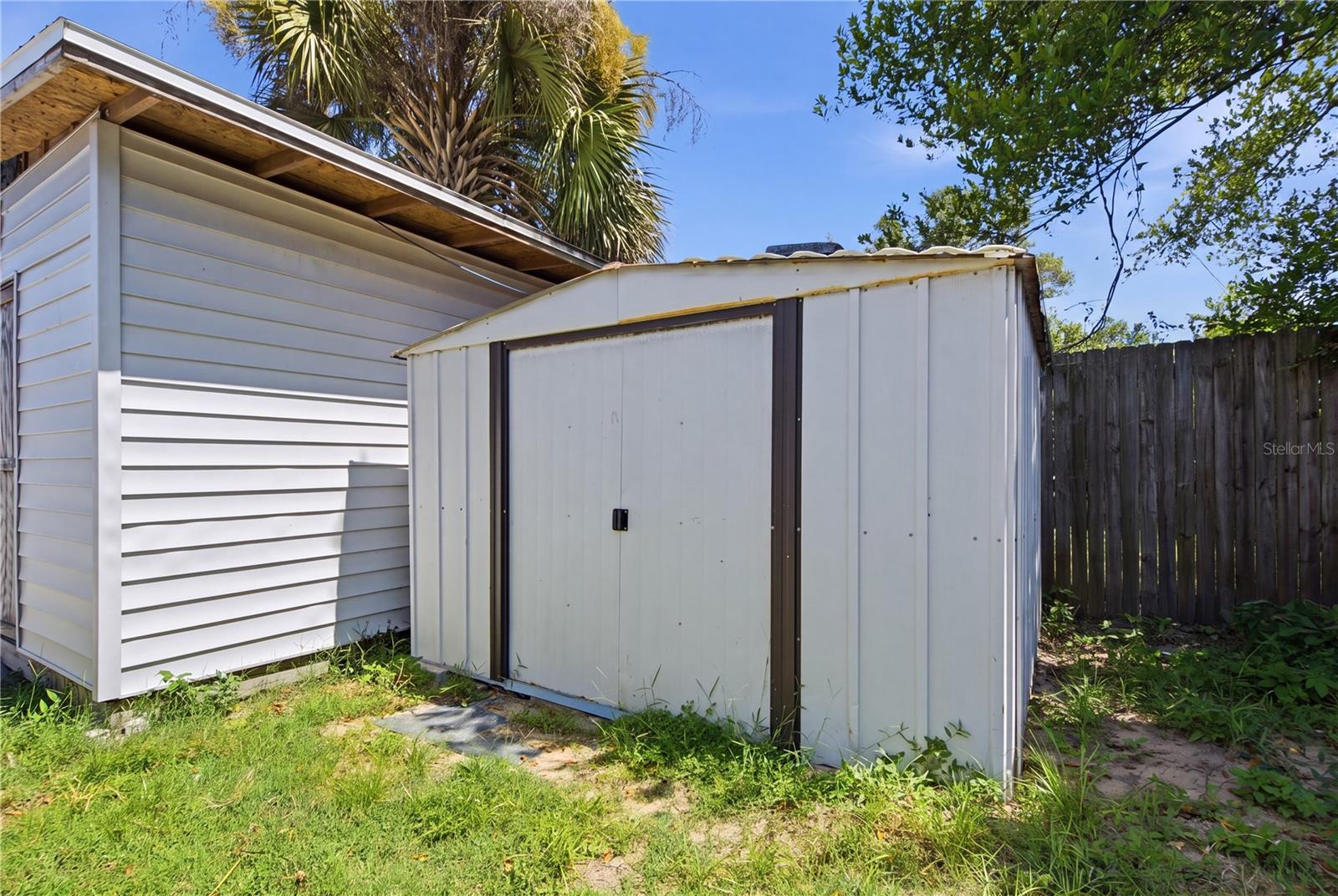 1124 KING ARTHUR CT — photo 33