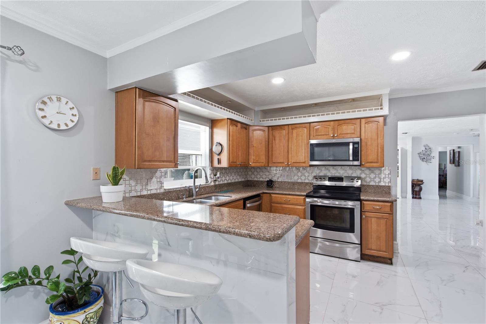 1124 KING ARTHUR CT — photo 10