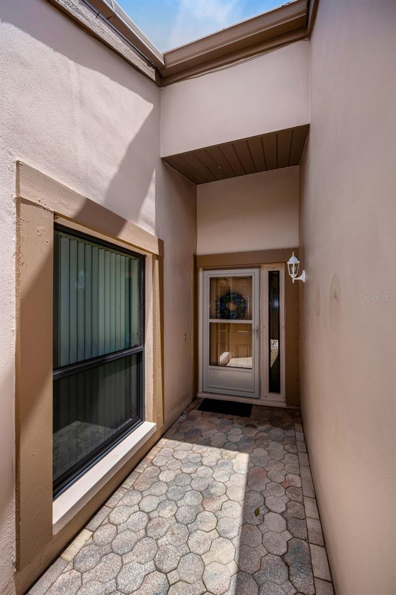 3477 HILLMOOR DR — photo 7