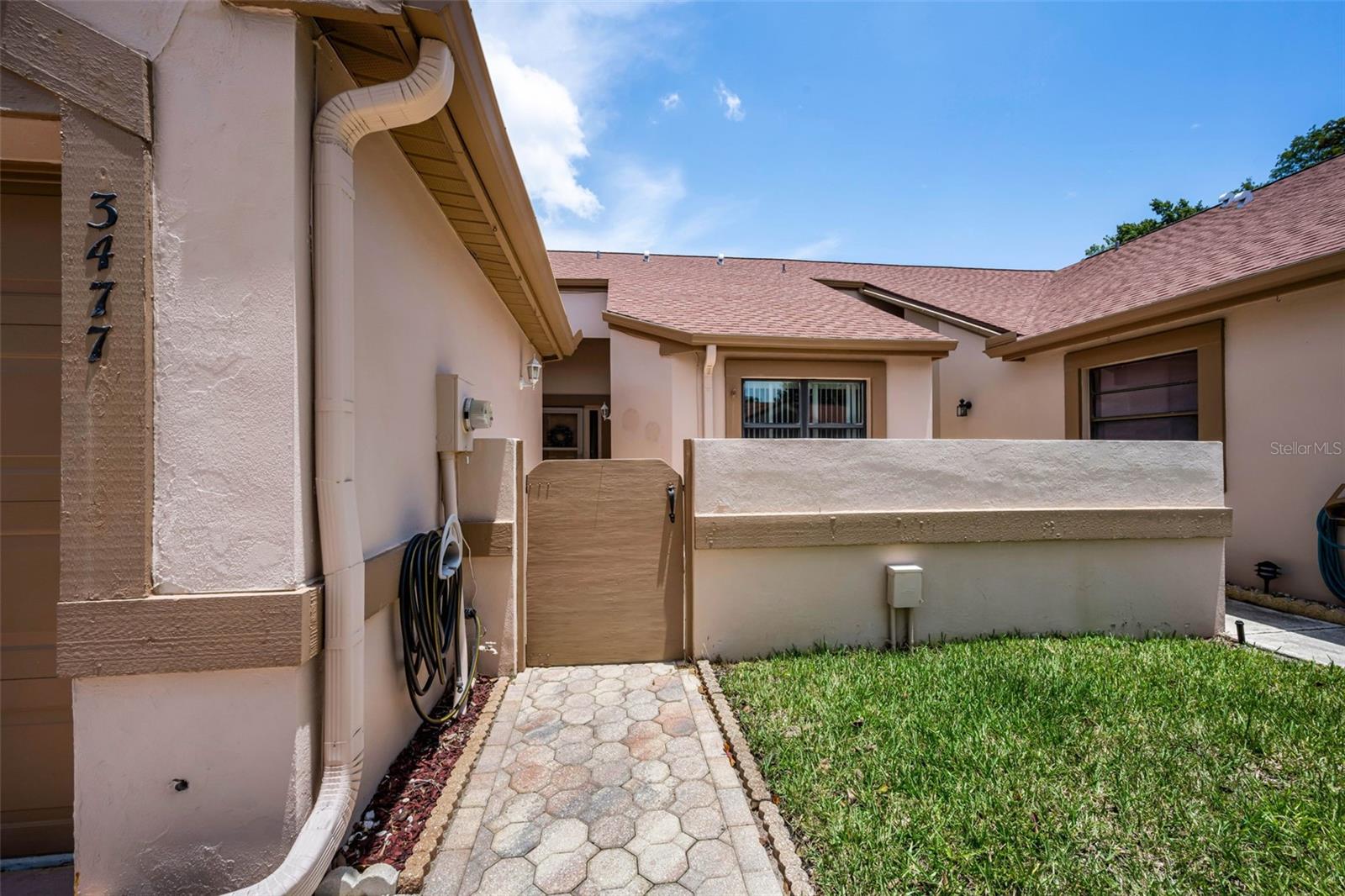 3477 HILLMOOR DR — photo 4