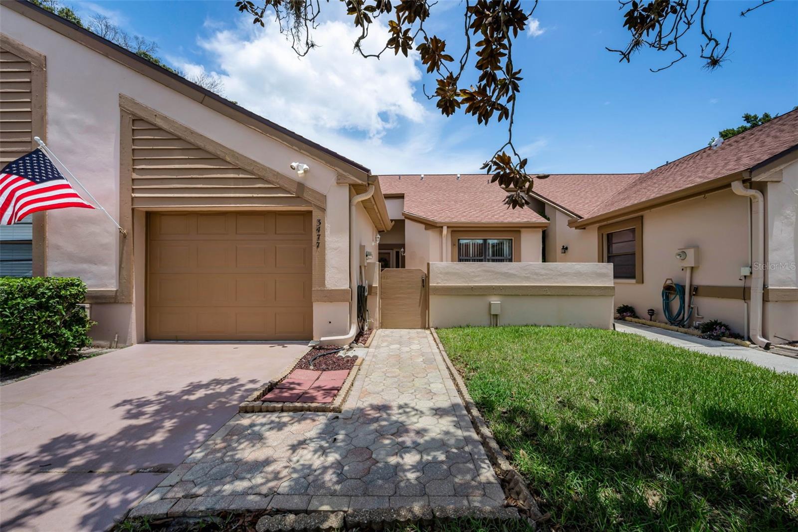 3477 HILLMOOR DR — photo 3