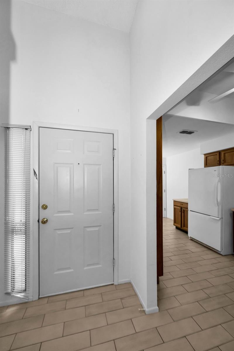 3477 HILLMOOR DR — photo 9