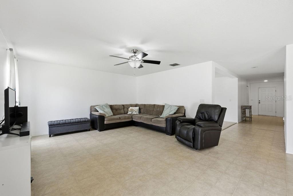 11018 RUNNING PINE DR — photo 12