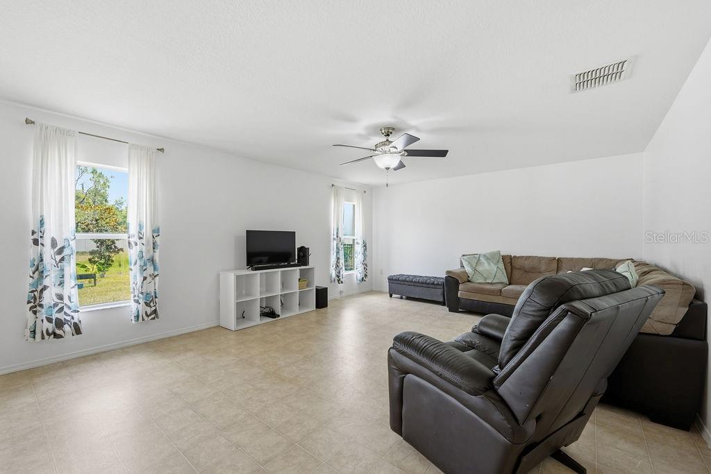 11018 RUNNING PINE DR — photo 9
