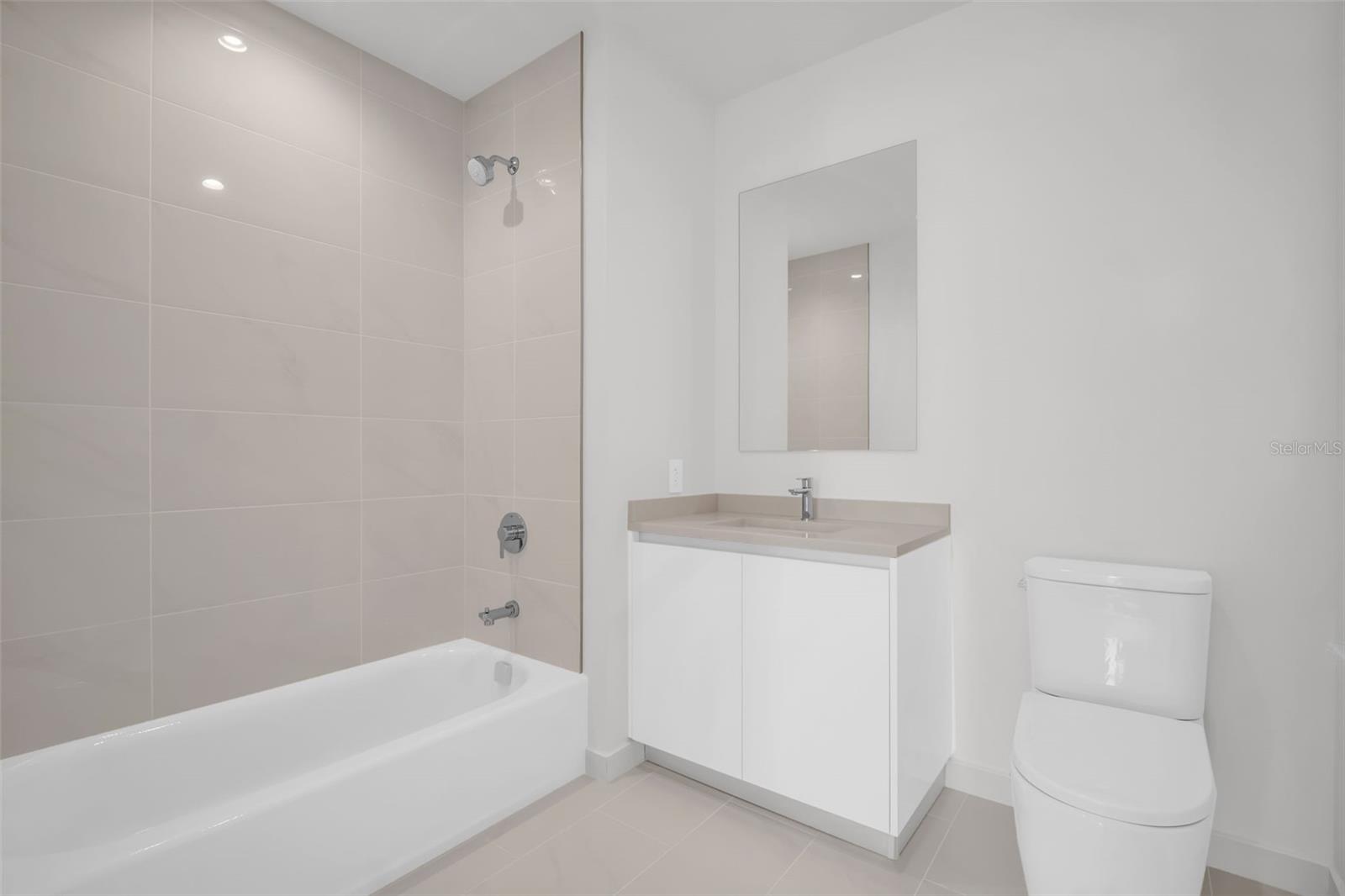 400 CENTRAL AVE #2605 — photo 36