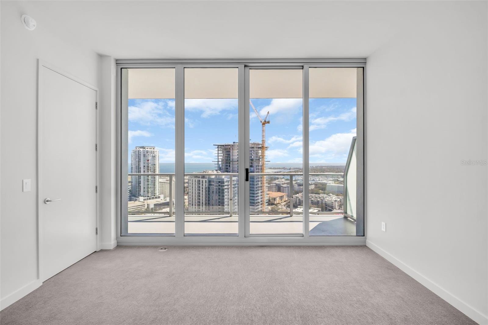 400 CENTRAL AVE #2605 — photo 34