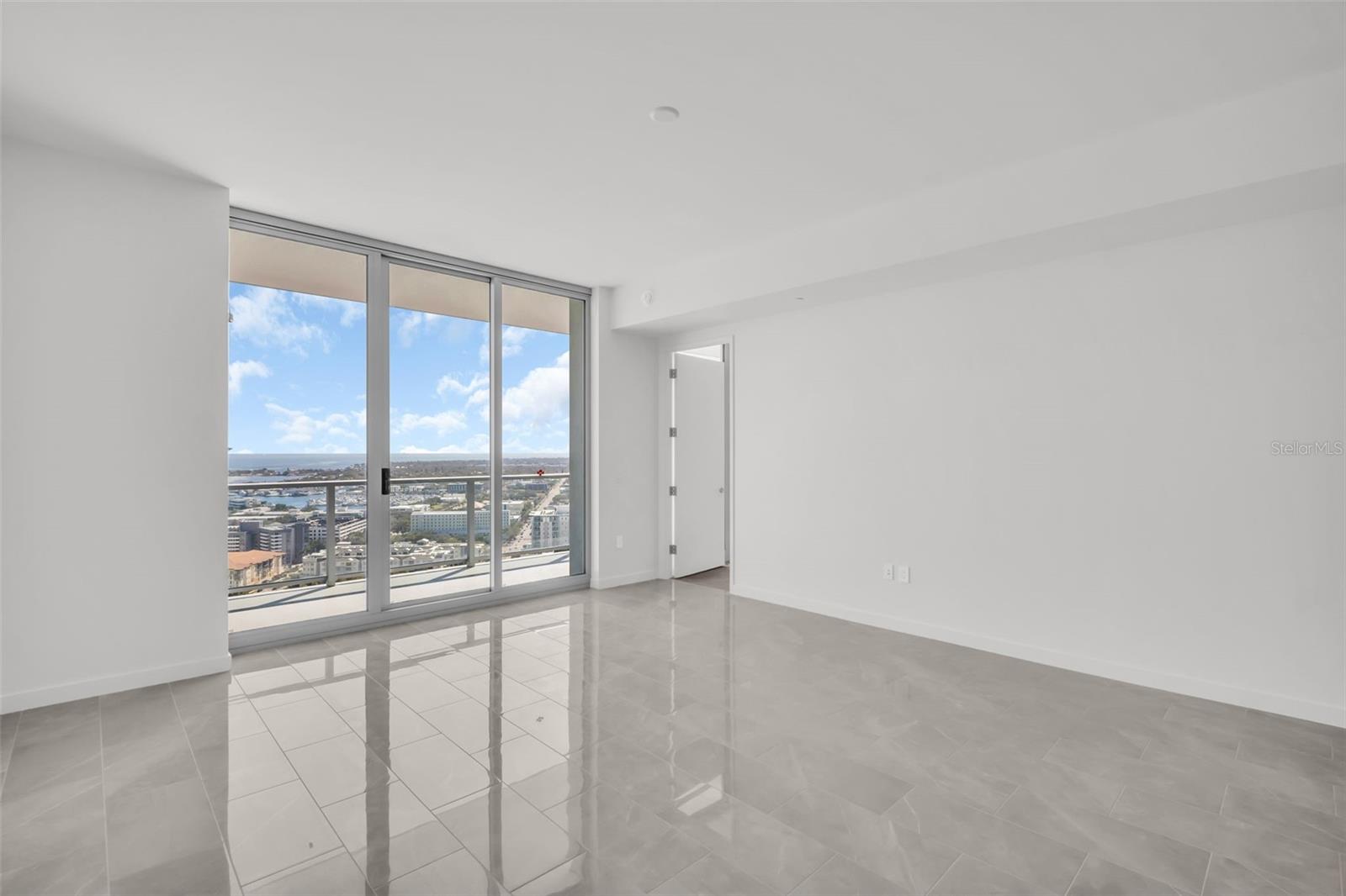 400 CENTRAL AVE #2605 — photo 10