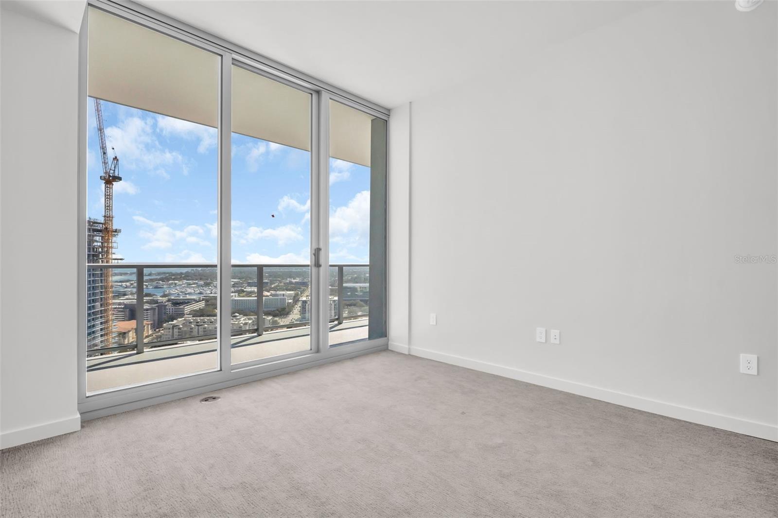 400 CENTRAL AVE #2605 — photo 39