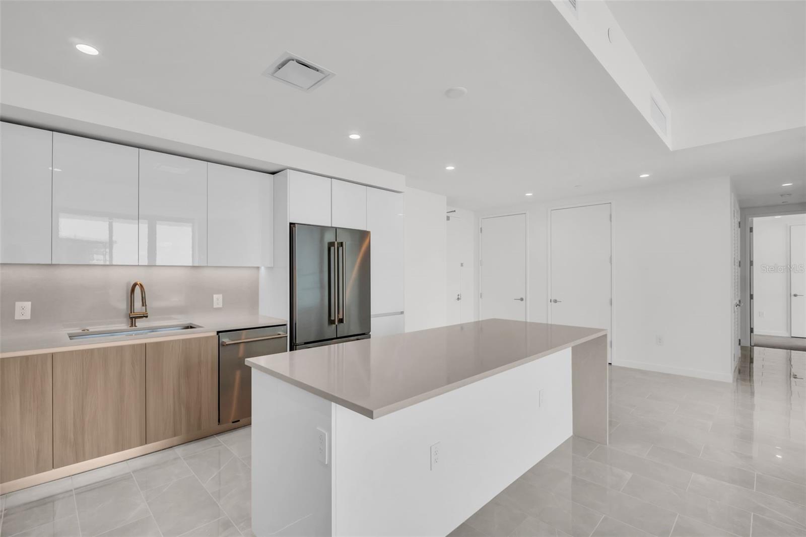 400 CENTRAL AVE #2605 — photo 5