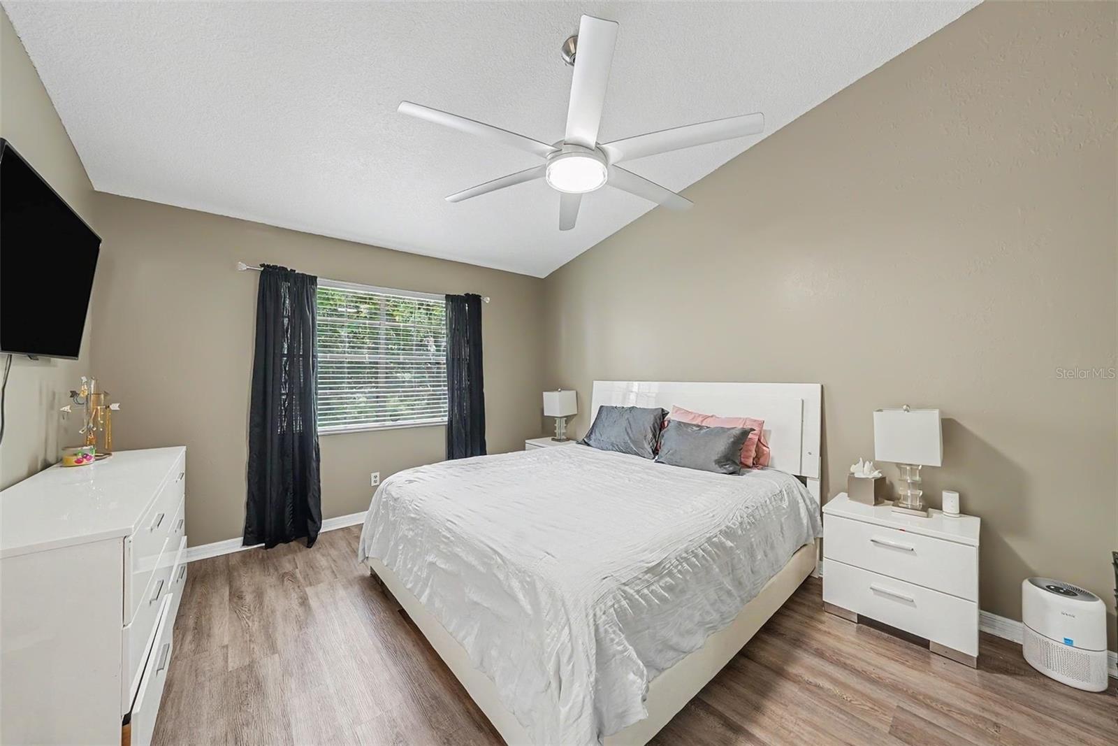 4107 BRENTWOOD PARK CIR — photo 17