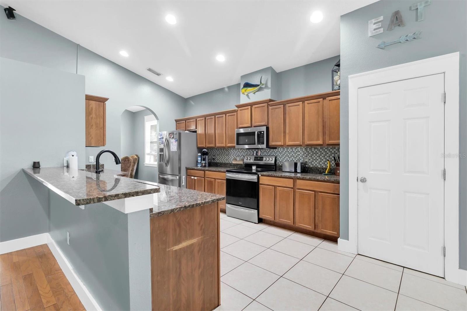 6020 MONTANA AVE — photo 11