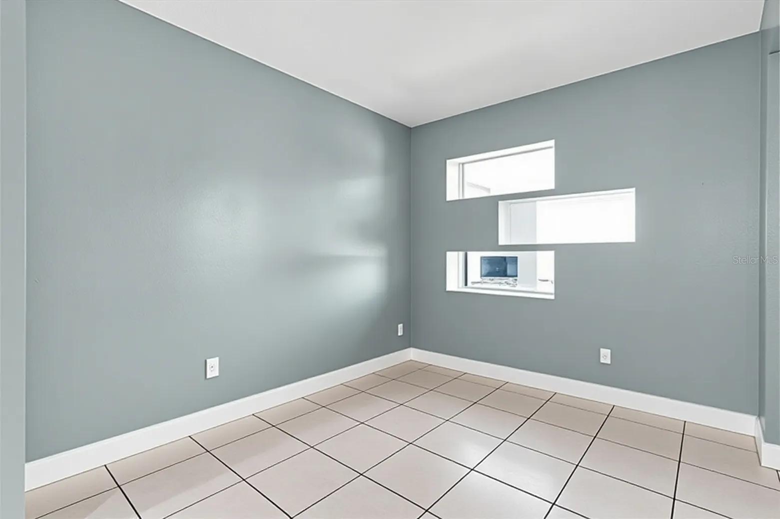 6020 MONTANA AVE — photo 38