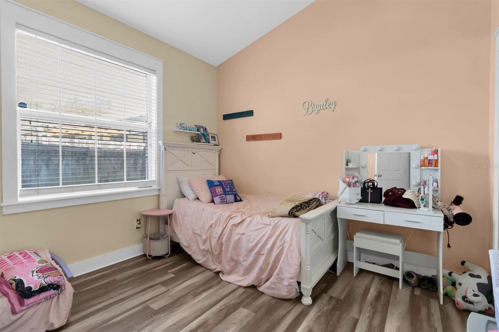 6020 MONTANA AVE — photo 30