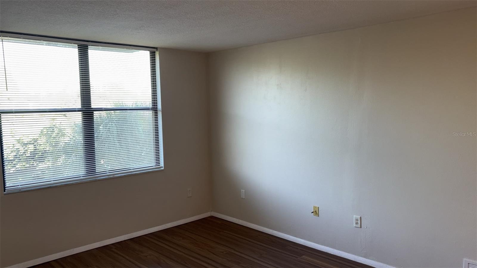 701 S MADISON AVE #309 — photo 22