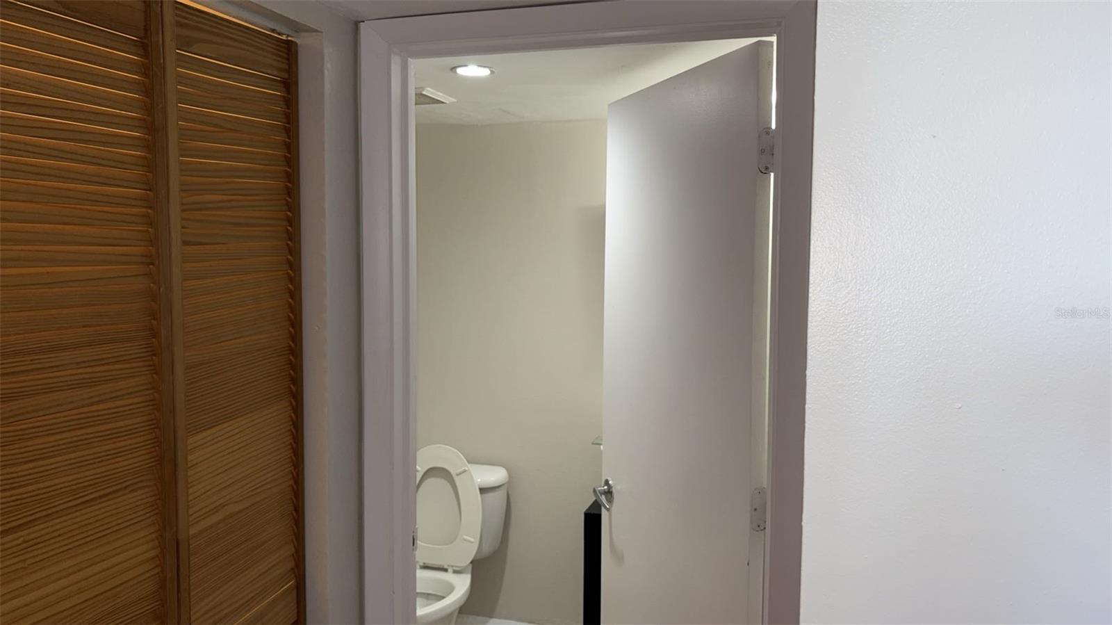701 S MADISON AVE #309 — photo 18