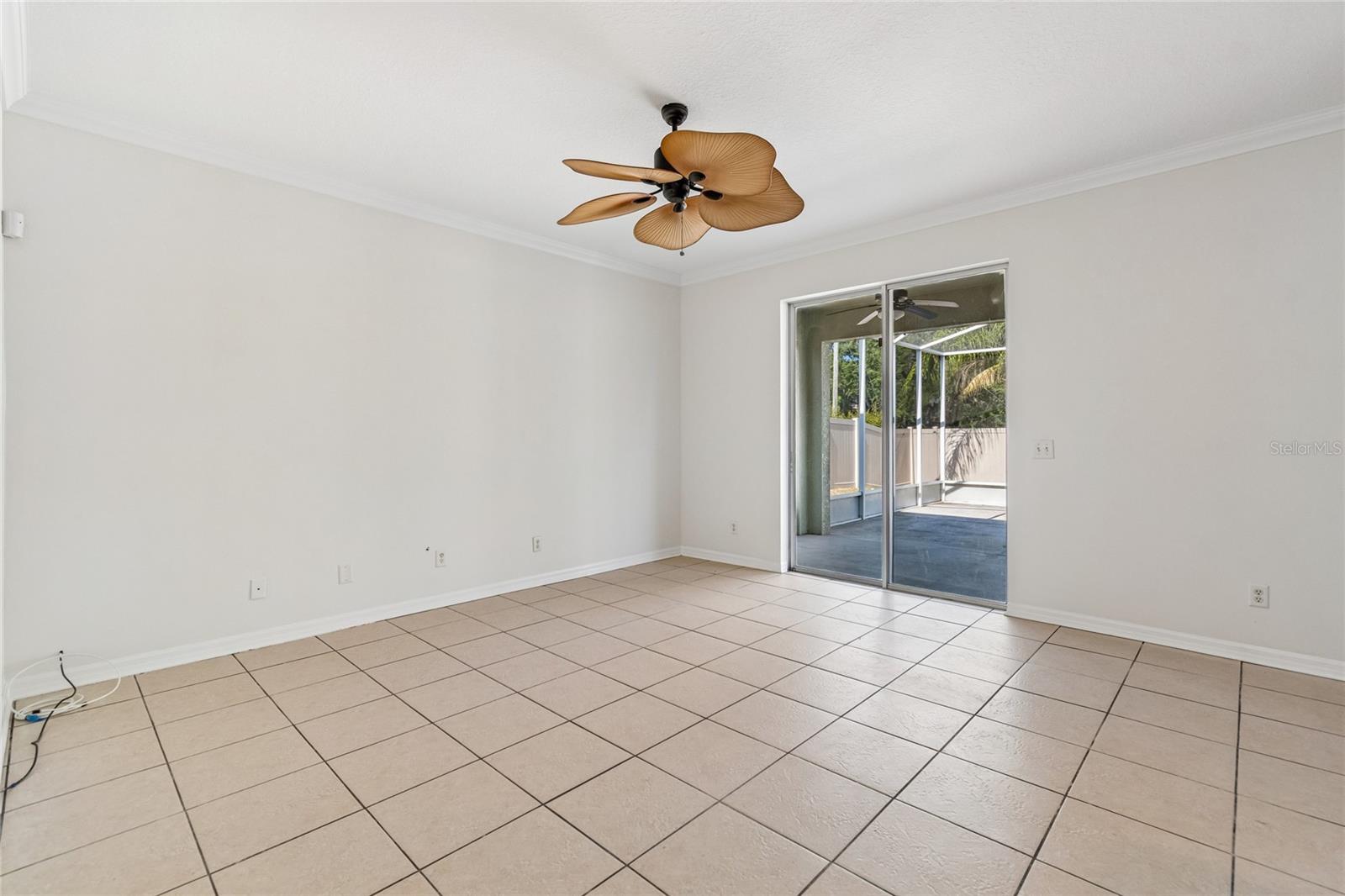915 WINDTON OAK DR — photo 19