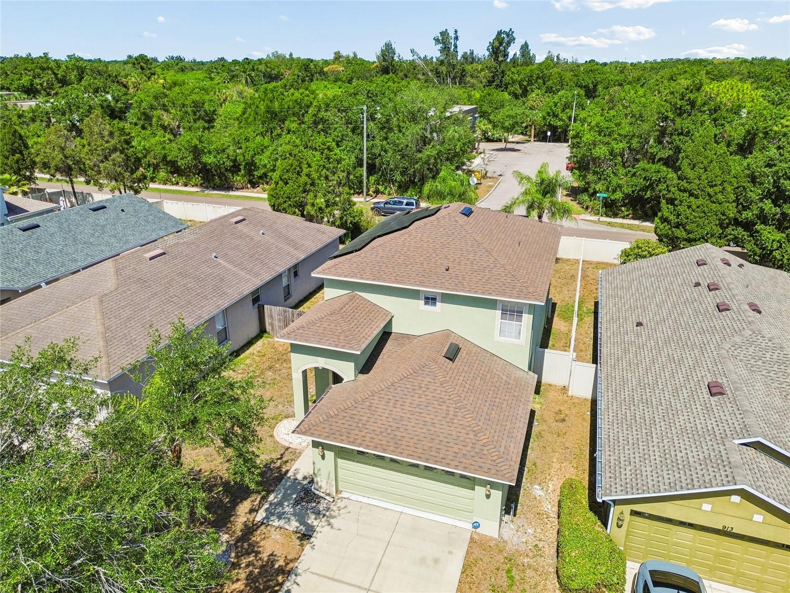915 WINDTON OAK DR — photo 51
