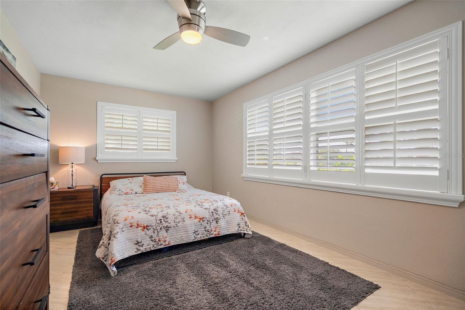 101 MADONNA BLVD — photo 15