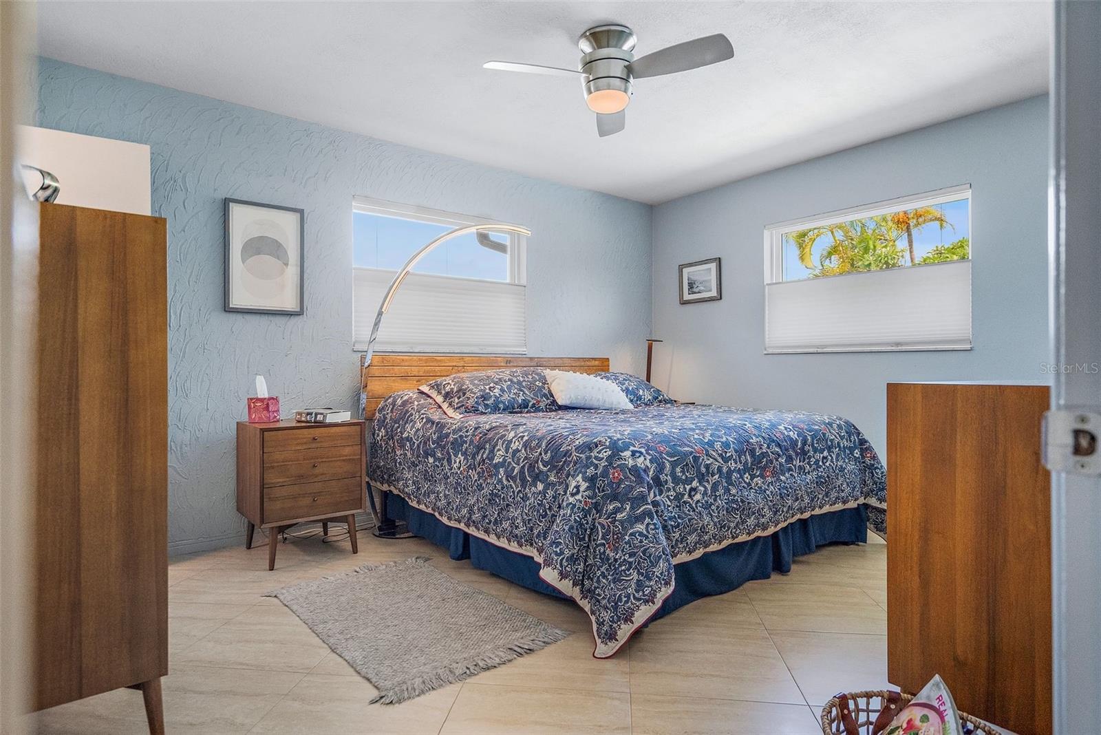 101 MADONNA BLVD — photo 18