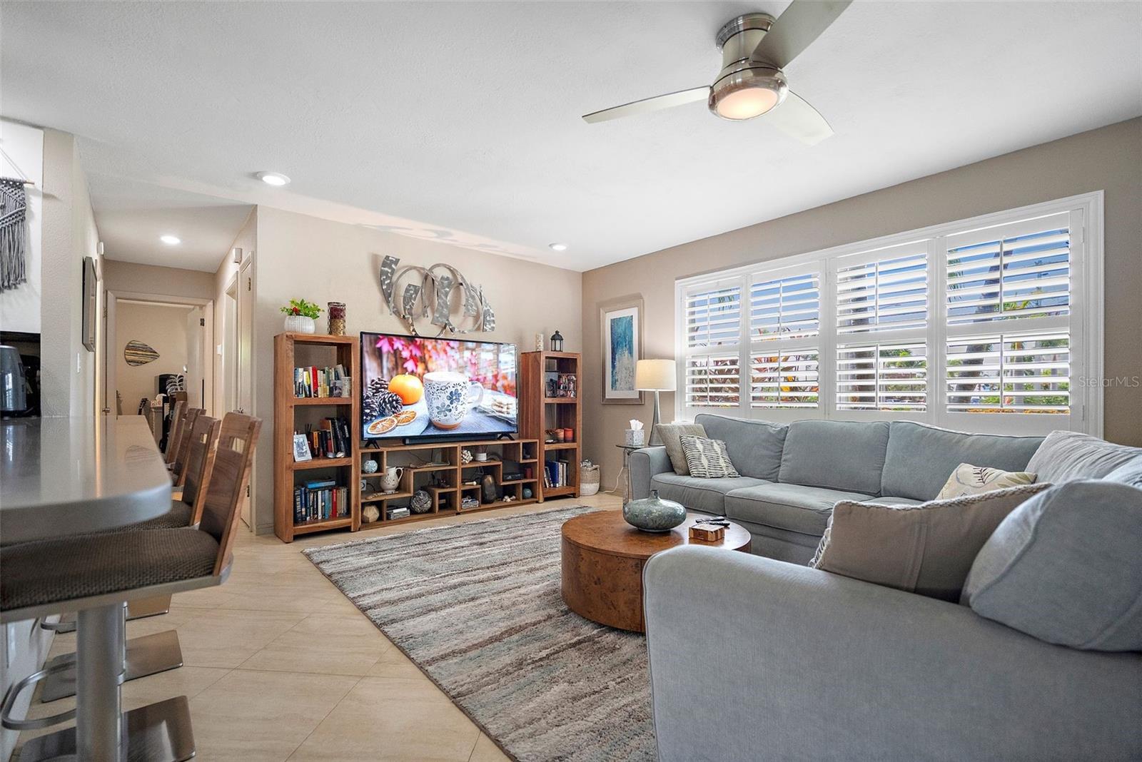 101 MADONNA BLVD — photo 8
