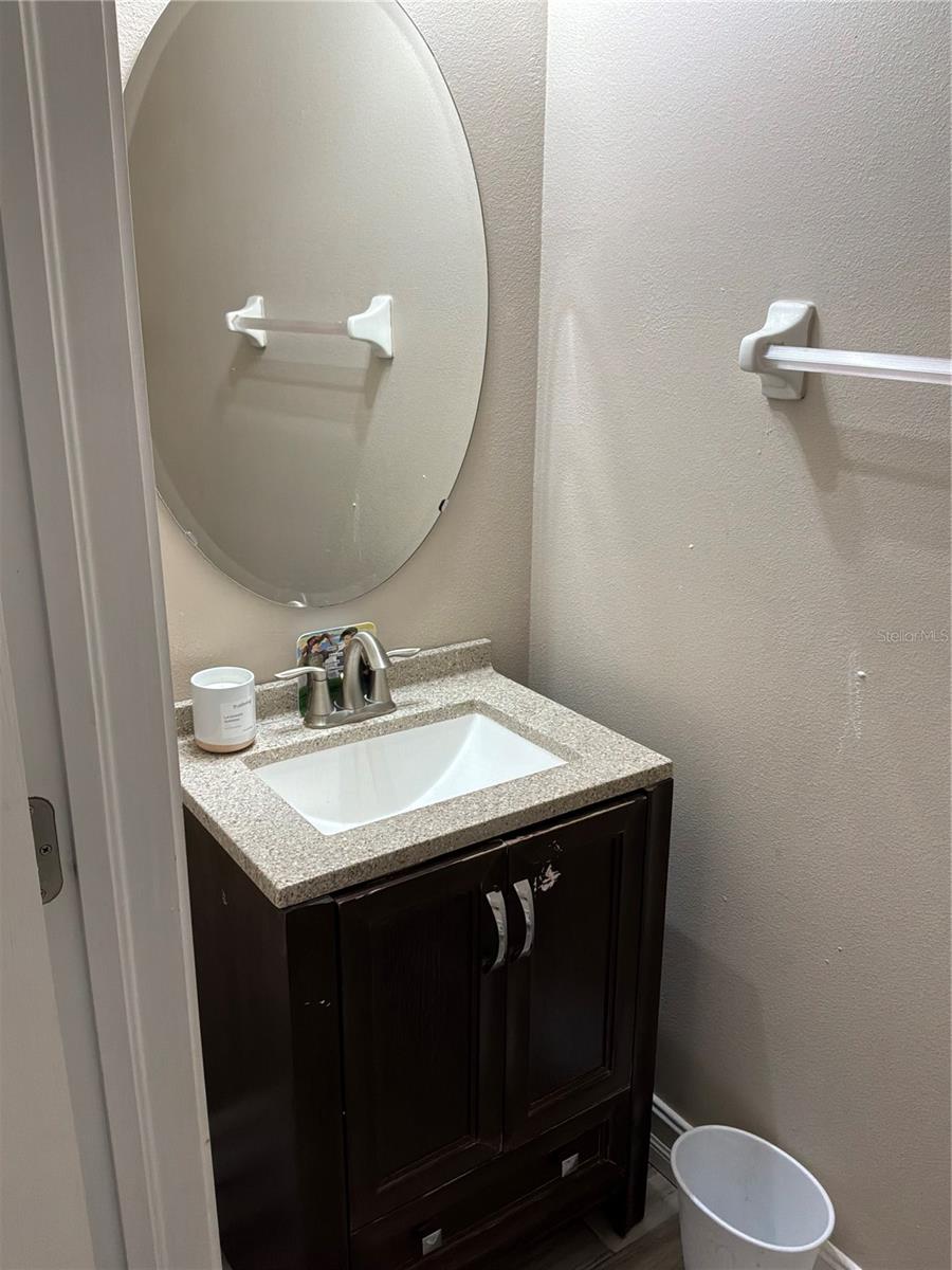 308 CORBETT BLUFF DR — photo 24