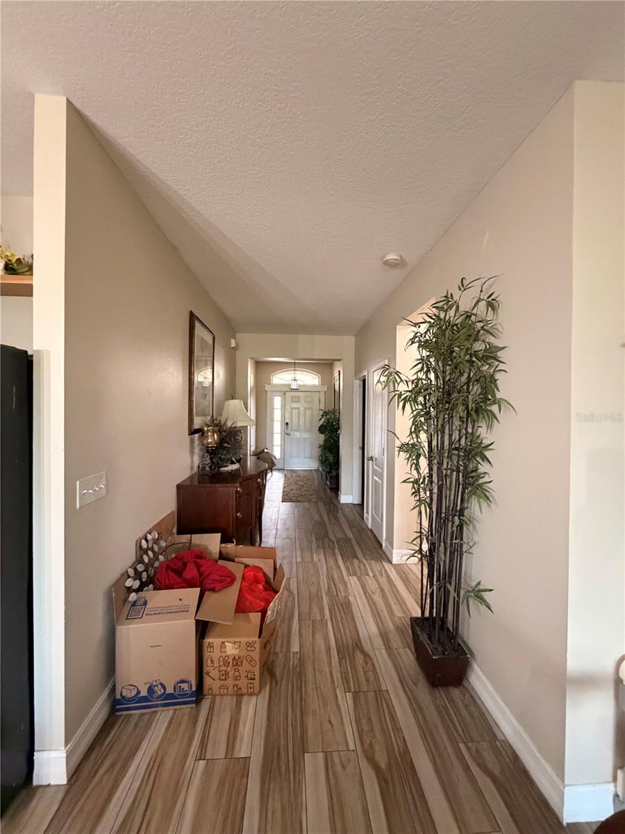 308 CORBETT BLUFF DR — photo 17