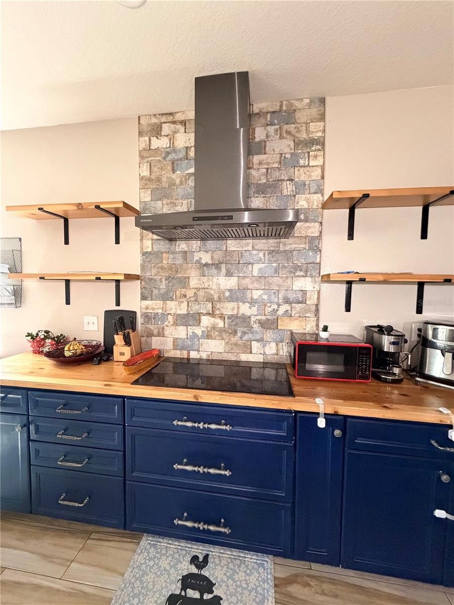 308 CORBETT BLUFF DR — photo 12