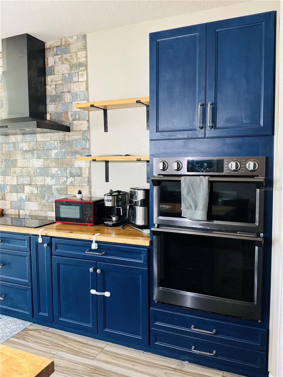 308 CORBETT BLUFF DR — photo 10